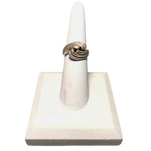 Sterling Silver wavy design ring Women size 5 1/2